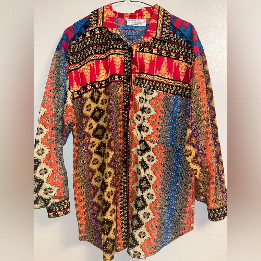 Vintage Boutique Button Down Three Qt Sleeve Bohemian Print